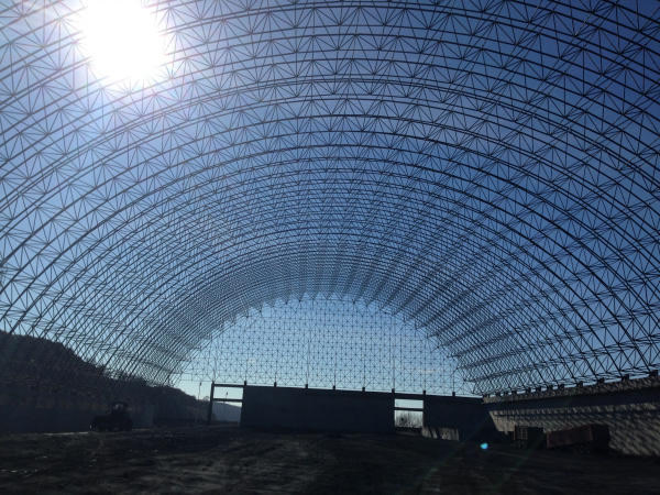 陜西咸陽市西區供熱站煤場用房網架