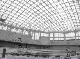 深圳沙井步涌新村多功能館網架