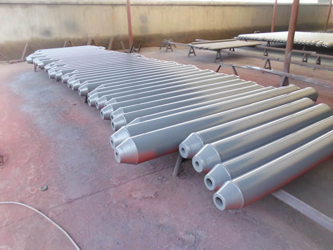 網架成品桿件待噴漆