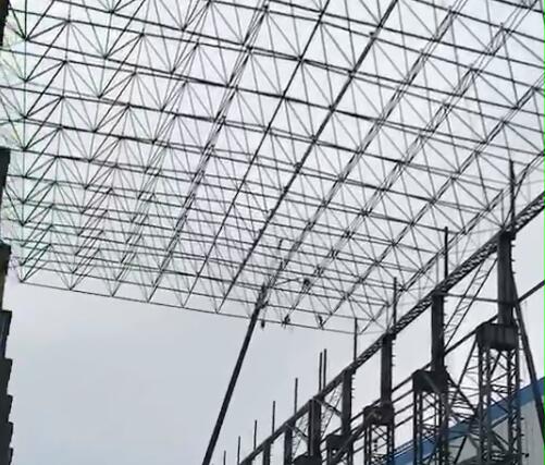 造船廠網架鋼結夠廠房加工施工.jpg 造船廠網架鋼結夠廠房加工施工.jpg