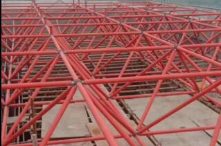 食堂頂棚網(wǎng)架加工工程.jpg 食堂頂棚網(wǎng)架加工工程.jpg