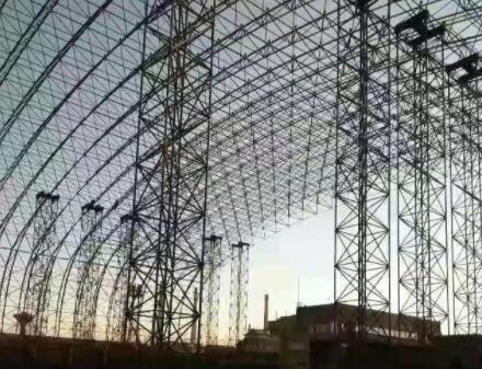 大型網架加工設計施工結構.jpg 大型網架加工設計施工結構.jpg