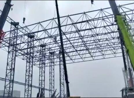 網(wǎng)架加工安裝空間滑移安裝.jpg 網(wǎng)架加工安裝空間滑移安裝.jpg