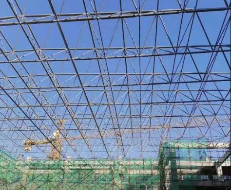 體育場網架鋼結構加工施工技術.jpg 體育場網架鋼結構加工施工技術.jpg